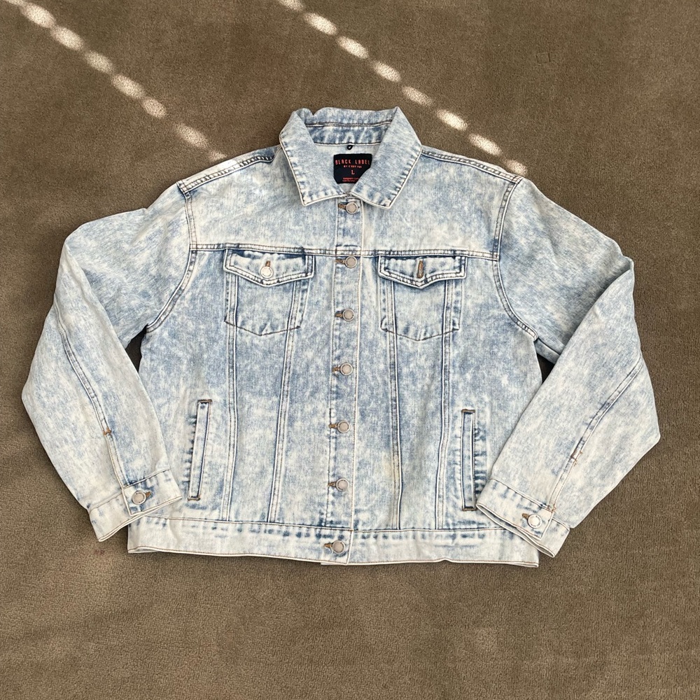 Women’s denim jacket